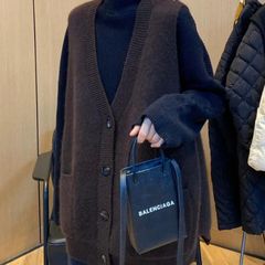 ニットベスト ニットカーディガン オーバーサイズ ゆったり Vネック 羽織り レイヤード 体型カバー ノースリーブ 春 秋 ポケット付き#