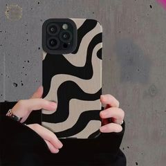 【送料無料】 iPhoneケース 保護 ゼブラ柄 iPhone13 ProMax プロマックス ストライプ 白黒 ホワイト ブラック バンパー ソフトケース おしゃれ アイフォンケース 縞 アイフォン13 iPhone しましま シマシマ かわいい