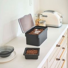 Item thumbnail for item 4a42663f-a2da-4264-8395-f144e9881d2b