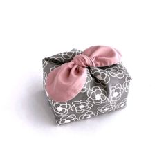 軽くてサッと結べる☆リボン結びが可愛い♡グレーとピンクのカメリア♡ランチバッグ