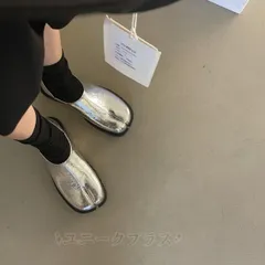 スプリットトゥ 足袋シューズ フラット ぺたんこ パンプス スリッポン レザー調 歩きやすい トレンド 韓国ファッション レディース おすすめ おしゃれ jiafang02