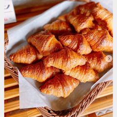 ⭐︎お得なクロワッサン詰め合わせ⭐︎ 【国産小麦100%使用】　手作りパン　60サイズ