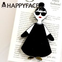 HAPPY FACE EMMA 全身 ブローチ サングラス LADY アクリル スワロフスキー ピンブローチ レディース ギフト プレゼント スワロフスキークリスタル
