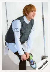 【中古】生写真(ジャニーズ) Travis Japan/中村海人/膝上・衣装白.グレー・右足上げ・右向き/「Travis Japan LIVE TOUR 2020 ENTER 1234567」グッズオフショット/公式生写真