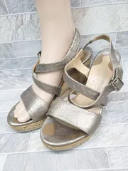 2024年最新】Salvatore Ferragamo サンダルの人気アイテム - メルカリ