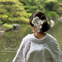 胡蝶蘭の髪飾り 桃 ピーチ ピンク ホワイト｜結婚式 白無垢 色打掛 和装 成人式 卒業式 ヘアアクセサリー №141