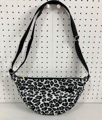 ハンドメイド＊ラウンドショルダー ジャガード レオパード(922)