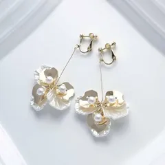 パールホワイト フラワー イヤリング★ブライダル ウェディング 結婚式 アクセサリー ピアス