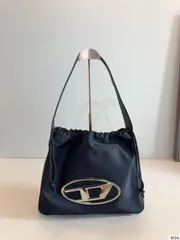 2025年最新】diesel ディーゼル ショルダーバッグの人気アイテム