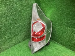 ぱ*だ様 トヨタアクア NHP10 純正 右テールランプ ぱ*だ様 トヨタアクア NHP10 純正 右テールランプ 2025年最新