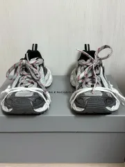2025年最新】balenciaga ノベルティの人気アイテム - メルカリ