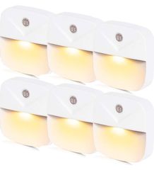 （6個セット＋1個）LEDナイトライト足元灯 常夜灯 Miraitech フットライト 明暗センサー コンセント 昼白色眩しくない 寝室/階段/廊下/浴室/暗い部屋等に適用