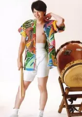 【中古】生写真(ジャニーズ) 関ジャニ∞/大倉忠義/全身・はっぴ緑茶色・右手バチ・左手肩/デビュー10周年記念コンサート「十祭」