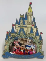 新品　ディズニーランドホテル　フォトフレーム　　シンデレラ城 ミッキー＆ティンカーベル、シンデレラ城デザイン！東京