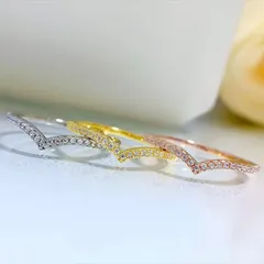 V字 ライン 小粒 CZダイヤ シンプル 華奢見せ リング