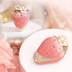 193 イチゴ ジュエリーボックス いちご ピンク 苺 フルーツ イチゴの置物 果物 誕生日プレゼント 女性 クリスマス 置物 キッズ 子供 ジュエリー収納 アクセサリー アクセサリーケース 母の日 東京銀座PICALS ピィアース 東京銀座ピカルス