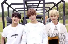 【中古】コレクションカード(男性) Stray Kids/集合(3人)/車の後ろ・センターヒョンジン/CD「Cle 2 ： Yellow Wood」(限定盤)封入特典ユニットフォトカード