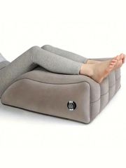 ウェッジ枕は筋肉をリラックスさせ むくみを和らげます。インフレータブルウェッジ枕は睡眠、ポータブル脚枕、ワークアウト、キャンプ、ホリデー、旅行、クルーズ、アイマスク、スリープマスク、アイカバー、ブラインドフォルド、トラベルフットレスト、フットハンモック、旅行