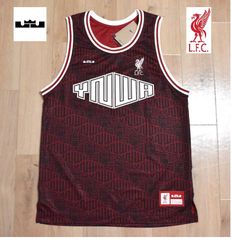 新品 NIKE レブロンジェームス × リバプール FC タンクトップ 2XL DV9519-652 ユニフォーム