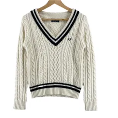 『FRED PERRY』 肉厚メリノウール　チルデンニットベスト　アイボリー　S FRED PERRY』 肉厚メリノウール チルデンニットベスト アイボリー S