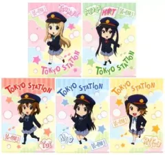 【中古】クリアファイル 東京駅＆けいおん! A4クリアファイル5枚セット 「映画 けいおん!」