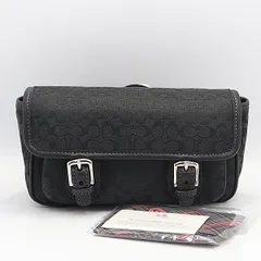 美品 コーチ シグネチャー ブラック チャーム付き ボディバッグ ウエストポーチ OGH 2000000 NSK