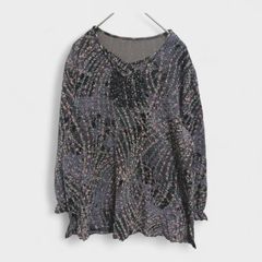 【訳アリ】【昭和レトロ】『絞り風総柄トップス』[長袖トップス] さらさら素材 ブラックパープル系 (M) 商品A2374 管理C