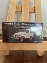 トミカ プレミアム トヨタ ランドクルーザー・白