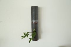 壁掛け花器のサムネイル