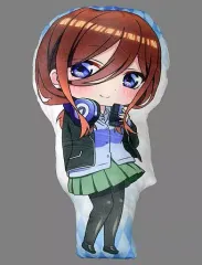 2025年最新】五等分の花嫁 ダイカットクッション 中野三玖の人気