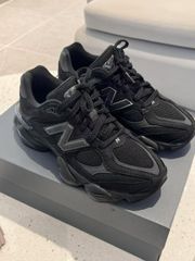 新品未使用 New Balance M2002 23.5 新品未使用】New Balance グレー/ホワイト 23 安全靴 - メルカリ