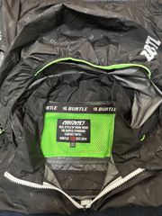 BURTLE 　空調服　ベスト ブラック