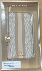 iPhone15Pro用ケース　6.1インチ　3レンズ【MICHAEL KORS】