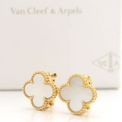 VanCleef&Arpels ヴィンテージアルハンブラ ピアス マザーオブパール K18YG ホワイトシェル VCARA44100 仕上げ済 美品 箱付 ヴァンクリーフ&アーペル VCA ◆送料込◆質屋-10827