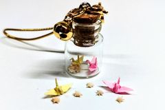 幸運を呼ぶ極小ミニ折鶴ストラップ　宝来鈴　Origami Crane wiht strap