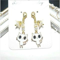 白猫　マスクチャーム　ハンドメイド　しろねこ　フラワー