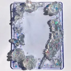 トレカケース 硬質ケースデコ レジン B8 トレカデコ　デコケース　レジンデコ　オタ活　羽　薔薇　花　リボン　シルバー　白