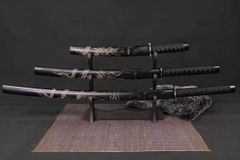 【３点セット】 黒　和伝統 美術刀高炭素鋼 武士道 手鍛造打 鋼刀 ショート COSPLAY 装飾用”“非実戦 未刃 刀 新作 ギフト 刀贈り物 彼氏 贈り物引っ越し祝いレプリカ 日本風プレミアムソード