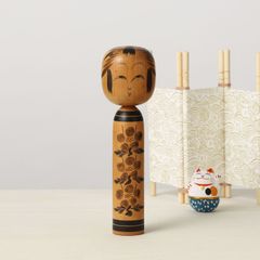 ヴィンテージ伝統こけし、佐藤菊治（1895-1970）作、遠刈田系、高さ15.5cm | antique Dento kokeshi doll-Togatta style, by Kikuji Sato (1895-1970), 16cm in height