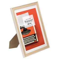 Item thumbnail for item 8aa3bd5f-841e-4f7e-bb1a-f110d2ffc8ae