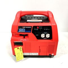 未使用 Mitsubishi 三菱重工 三菱ポータブルカセットガス発電機 MGC901GBA01 LPGボンベ用 100V インバーター方式 災害 アウトドア △ DW3286