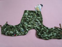 ペットパラダイス　Ｓサイズ　ウエスト回り38～45cmぐらい　カモフラ柄　パンツ　肩ひも付き　グリーン系　タグ付新品