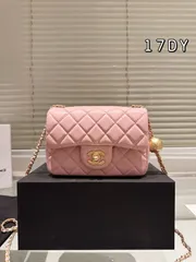 CHANEL 2025年新作 ゴールドボール スクエアミニバッグ - ラムスキン 17cm [本日特価|新品未使用品]-WT0輸入