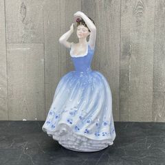 ロイヤルドルトン フィギュリン 陶器人形 ファーストダンス アリソン