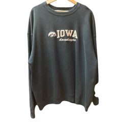 【海外規格XXL】古着 CAMP DAVID スウェットシャツ  University of Iowa Hawkeyes NCAA カレッジ系