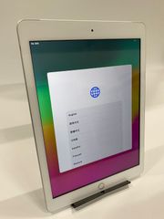㉚【訳アリ大特価】iPad 第6世代 Wi-Fi+セルラーモデル シルバー  | あいぱっど アイパッド  タブレット 中古iPad iPad本体 ipad A1954