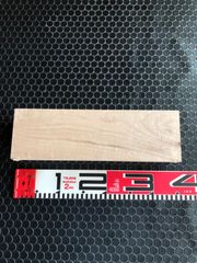 木材  93  カエデ角材