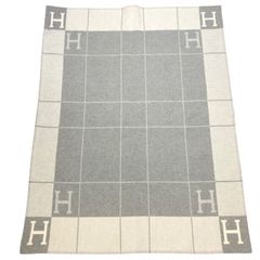 エルメス ブランケット プレード アヴァロン グレー - メルカリ