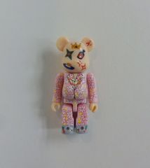 n*w様 ベアブリック 100% STUSSY コラボ 2011年 当時物 激 - メルカリ