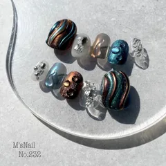 ネイルチップ チップ マグネット 水色 個性的 ちゅるん